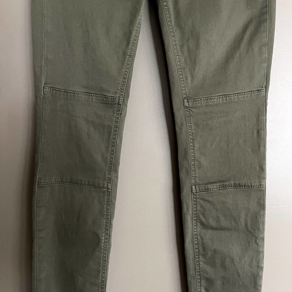 Boden Brighton Biker Skinny Jeans‎ in Marsh Army Green Size 4P Olive Green Moto - Picture 9 of 16